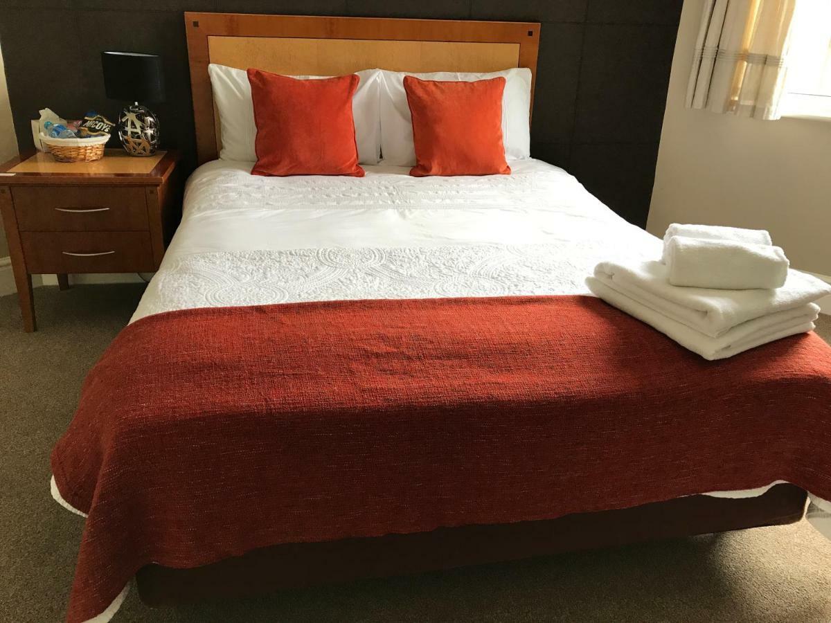 Haya Guest House 올드베리 외부 사진